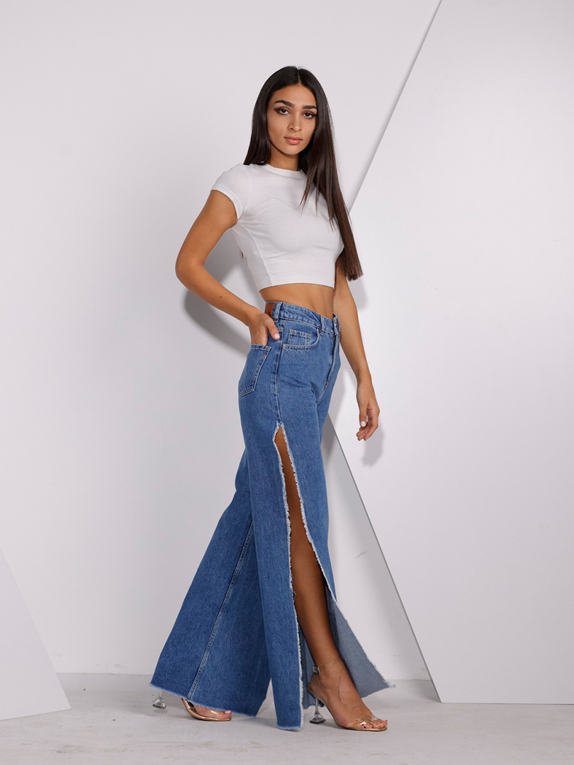 LARGE - 8Jeans