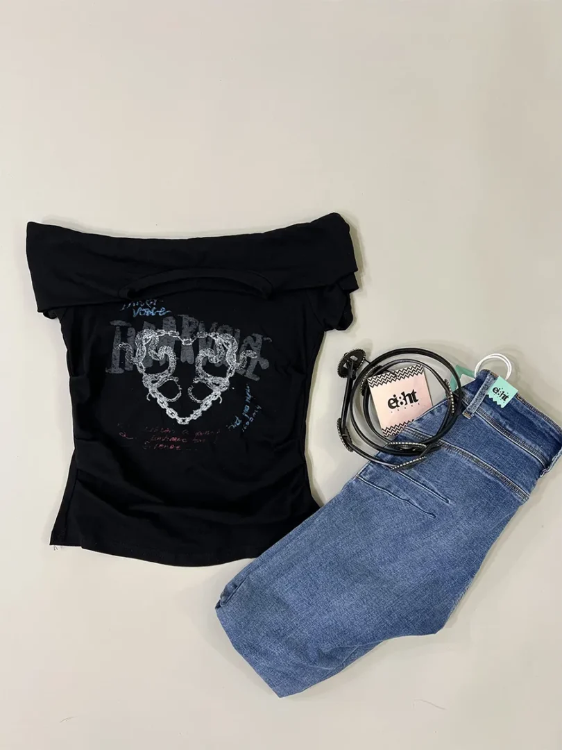Chain Print Off-Shoulder Tee - Image 6