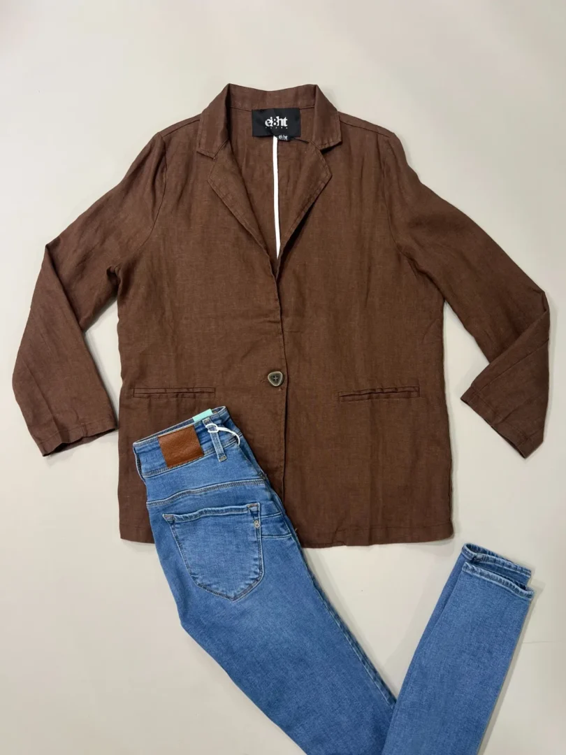 Classic Linen Blazer - Image 2